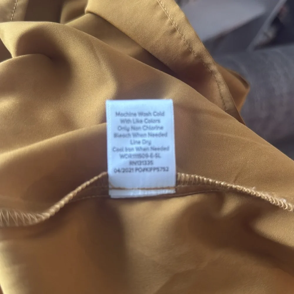 Roan + Ryan Talulah V-Neck Casual Ruffle Midi Dress Women's Yellow Gold - Picture 13 of 13